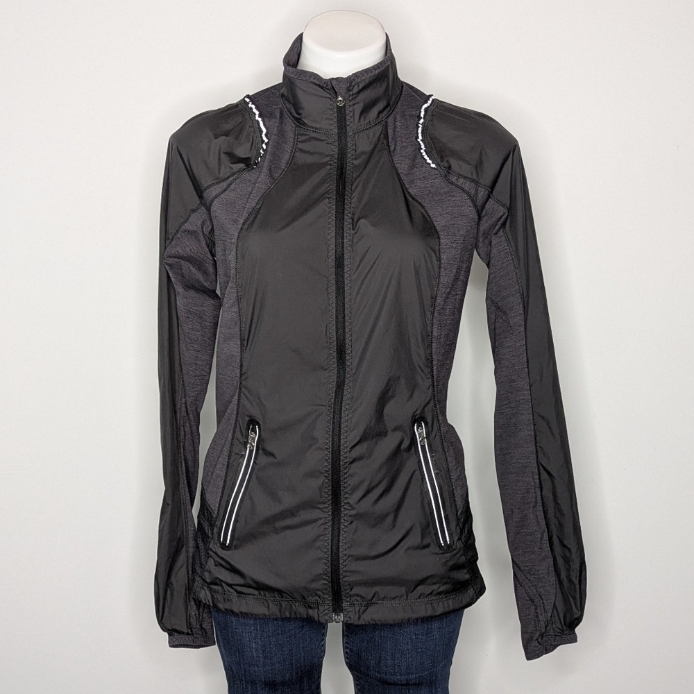 Lululemon Run Nothin But Run Black Zip Up Lightweight Exercise Workout Jacket 8